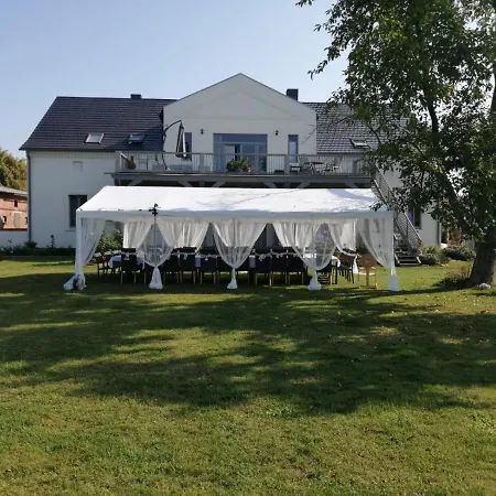 Lägenhet 9-personen-fewo *